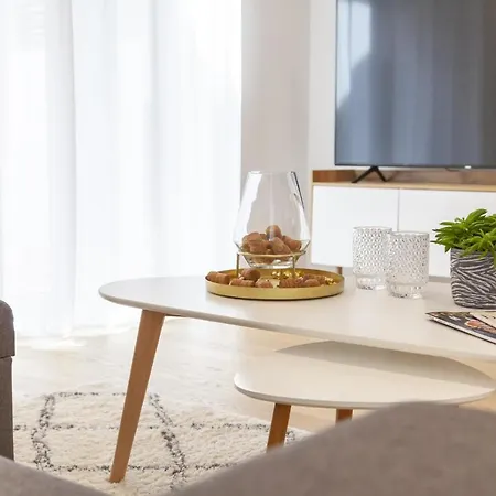 Apartamento With Private Garage